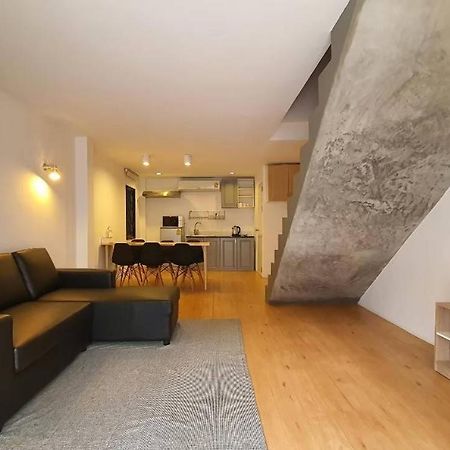 Srianunt Boutique Hotel Бурирам Екстериор снимка