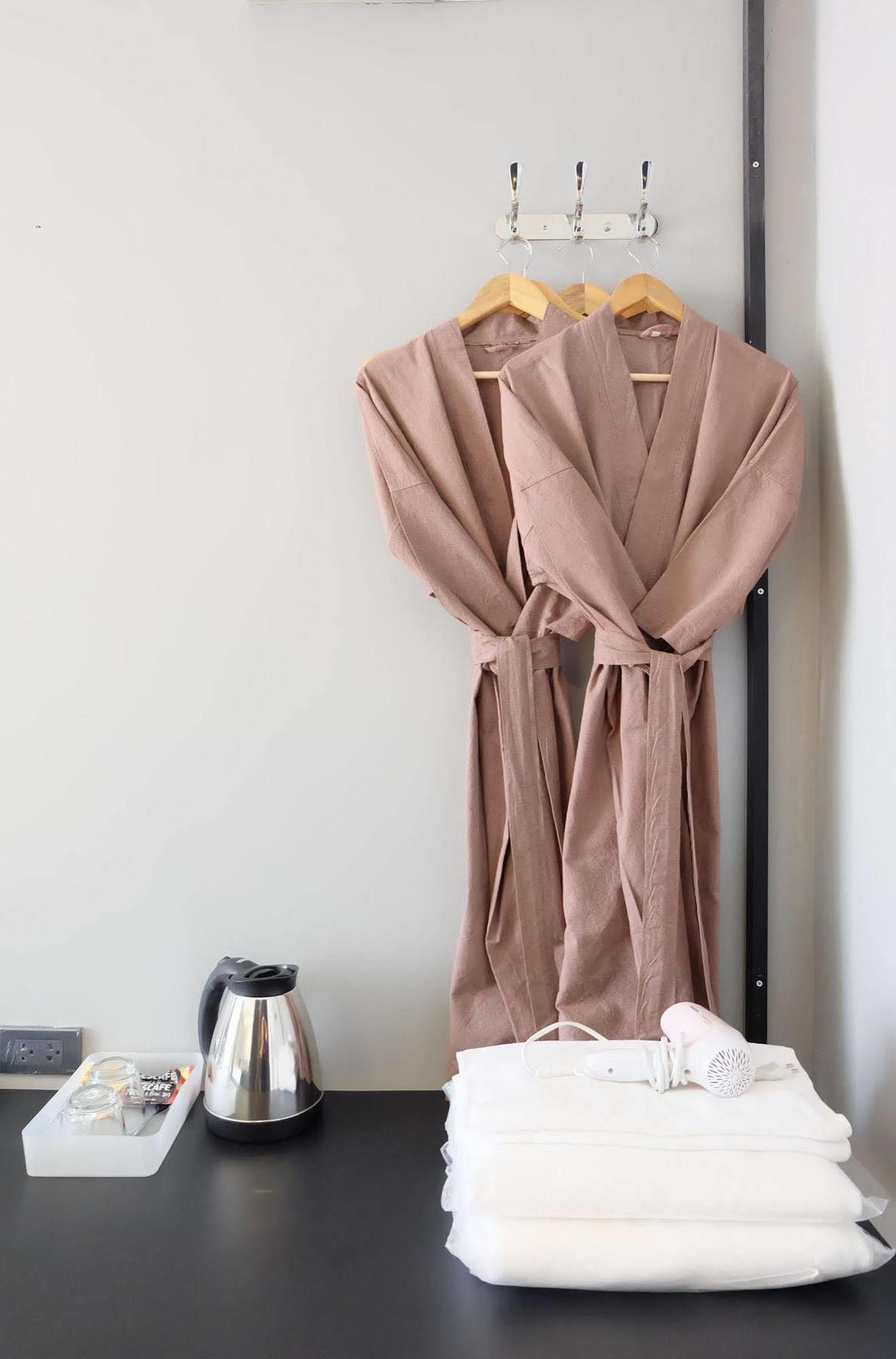Srianunt Boutique Hotel Бурирам Екстериор снимка